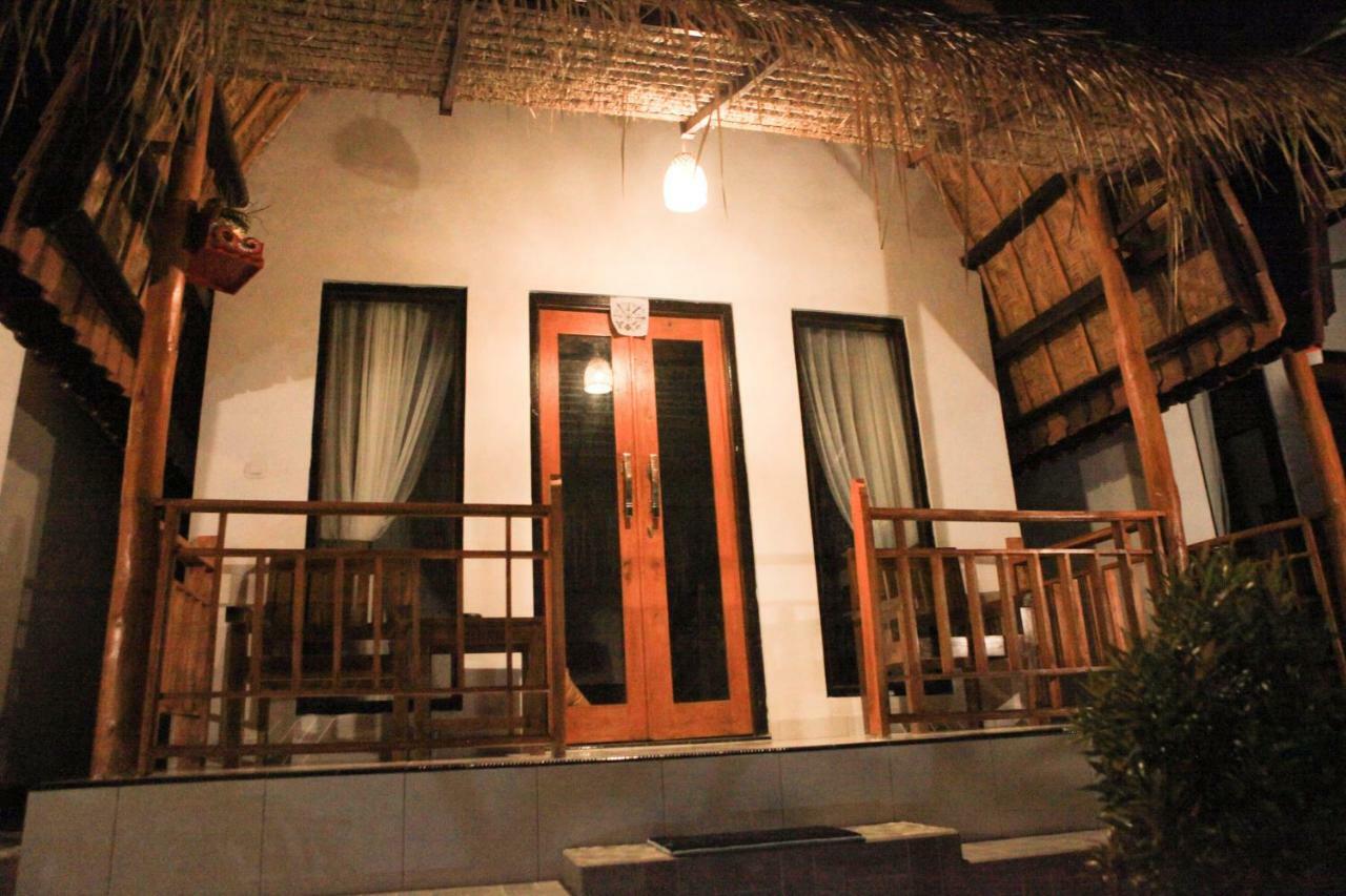 Dayuh House Hotel Batumadeg ภายนอก รูปภาพ