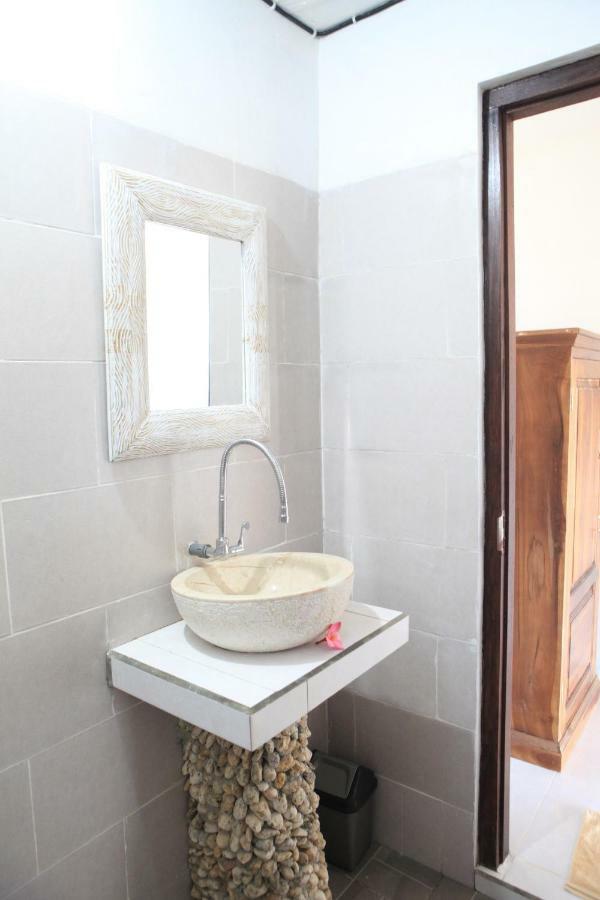 Dayuh House Hotel Batumadeg ภายนอก รูปภาพ